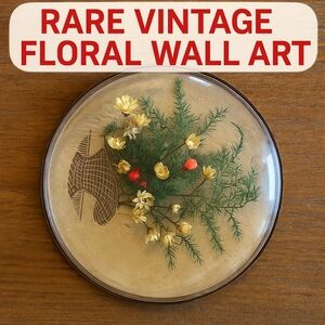 ‼️🌟Vintage Plastic Dome Floral Wall Art – 1950s Rustic Cottagecore Decor